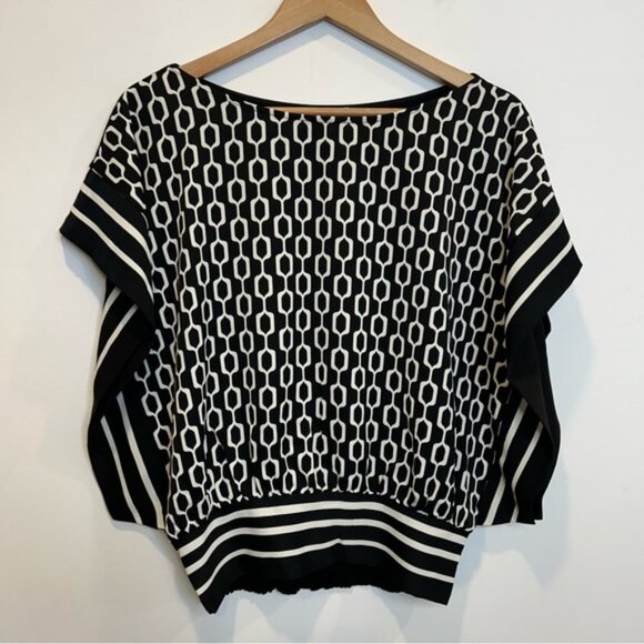 Laura Geometric Print Top Black White - Picture 2 of 7